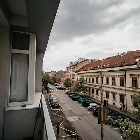 Ah Skynight Puskinova Apartmán *